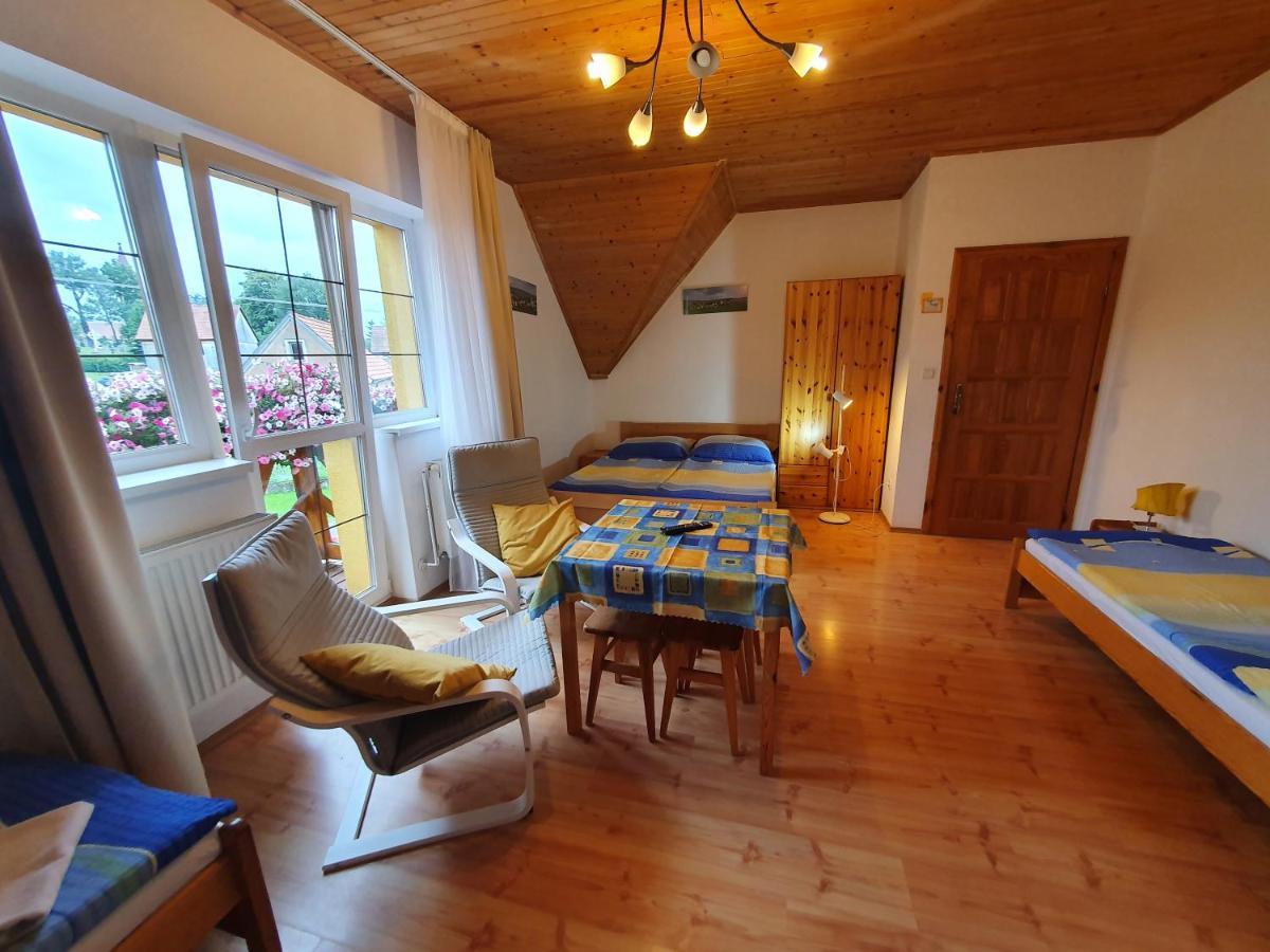 Apartament Zlty Dom Wierzbów Zewnętrze zdjęcie