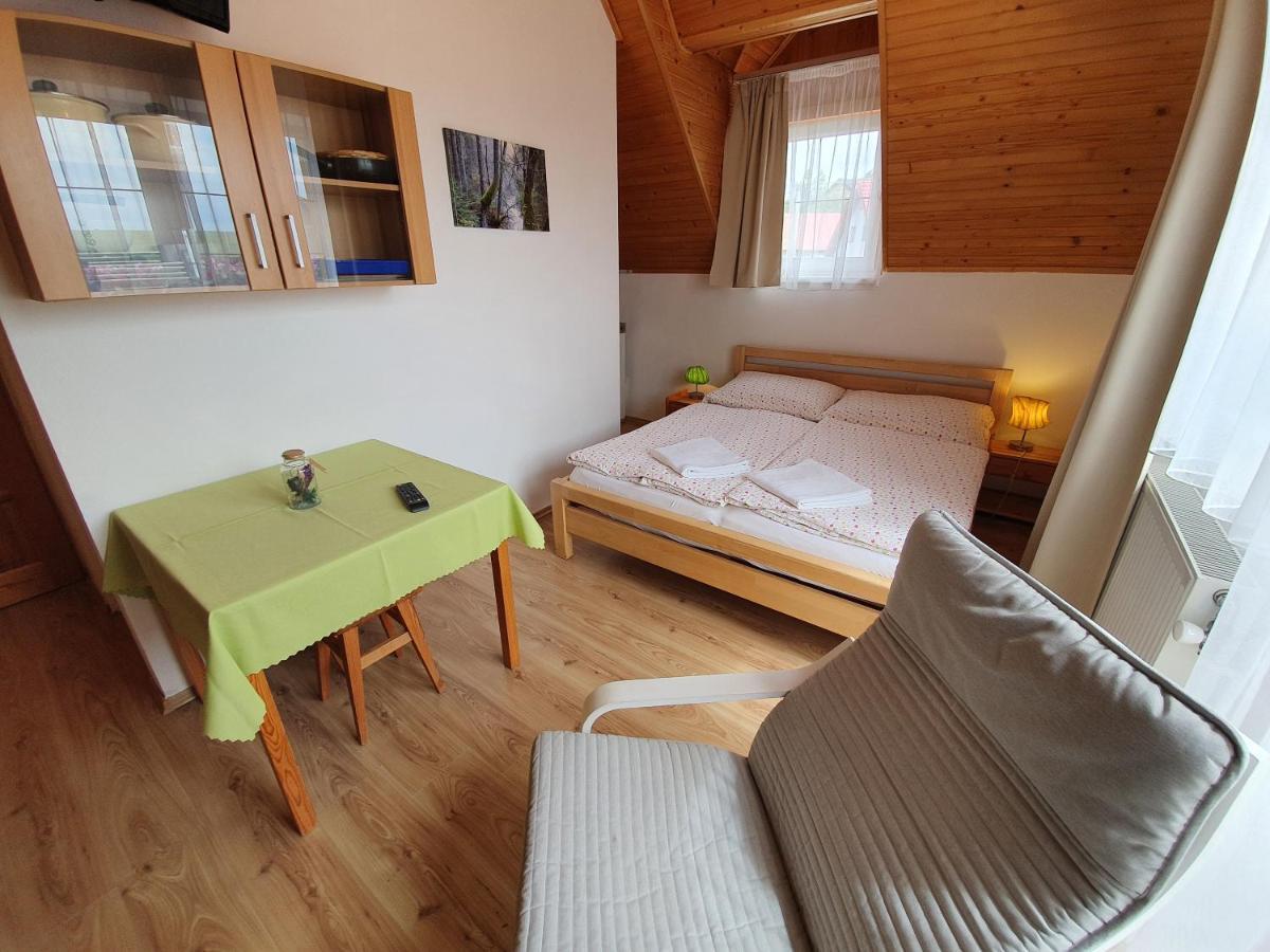 Apartament Zlty Dom Wierzbów Zewnętrze zdjęcie