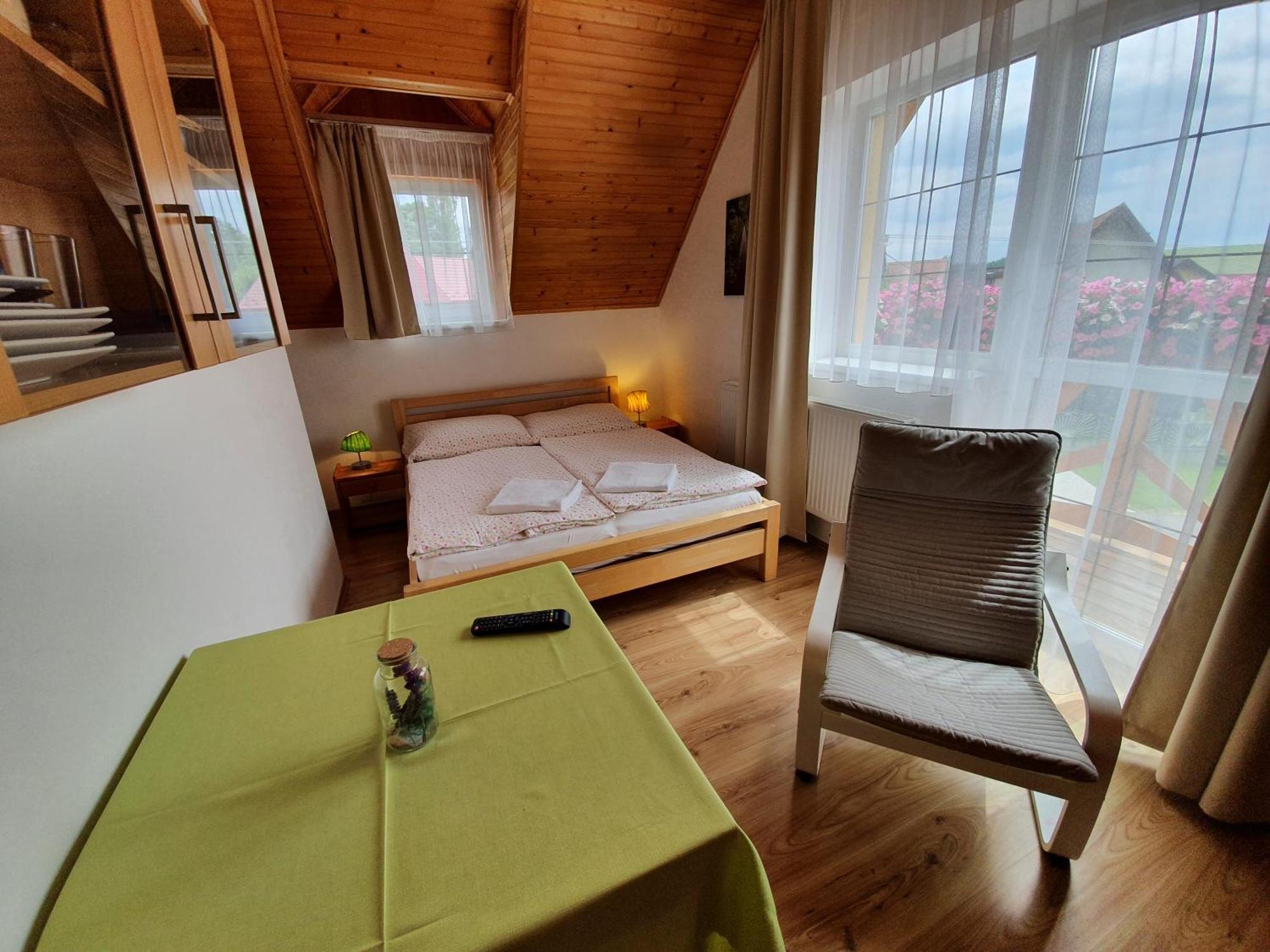 Apartament Zlty Dom Wierzbów Zewnętrze zdjęcie