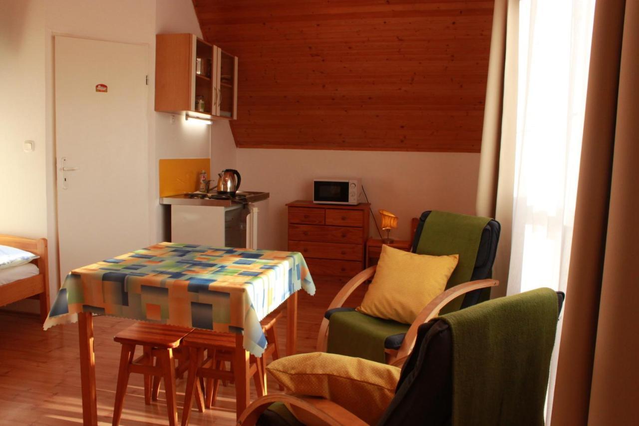 Apartament Zlty Dom Wierzbów Zewnętrze zdjęcie