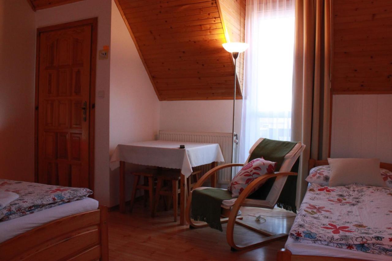 Apartament Zlty Dom Wierzbów Zewnętrze zdjęcie